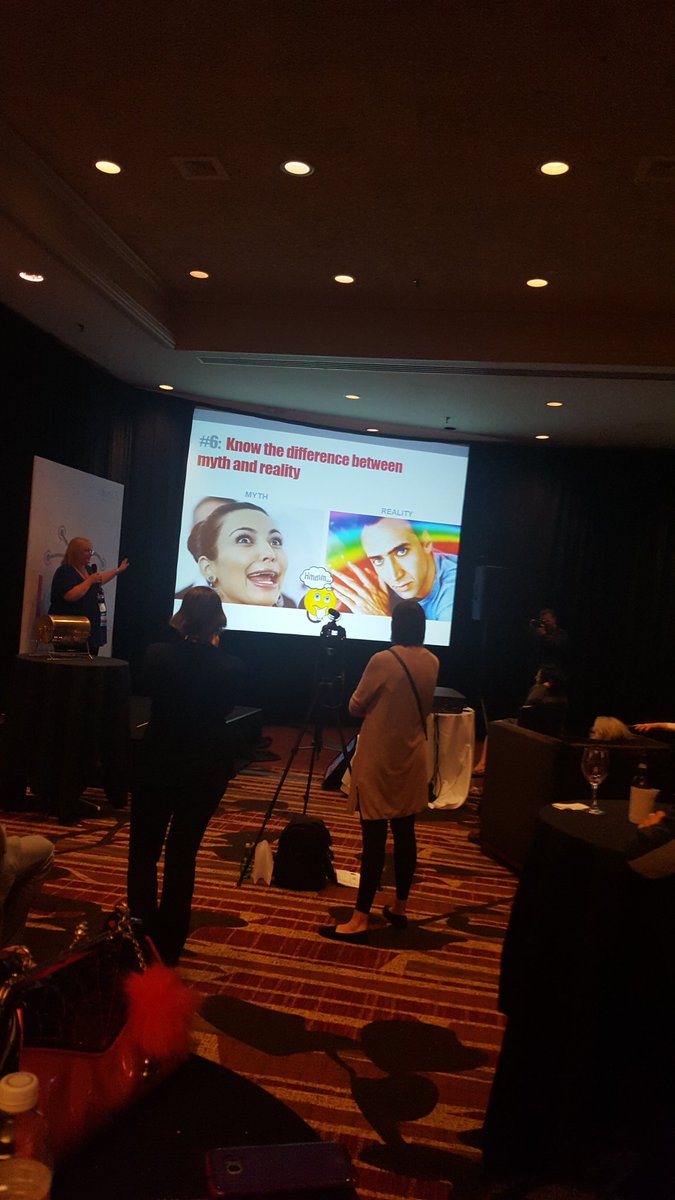 3WhiteGirls2014's tweet photo. #LuvHer
#TotallyRandomAndWorthEveryMinute
#AANAC2017 https://t.co/iiy5nHX9mo