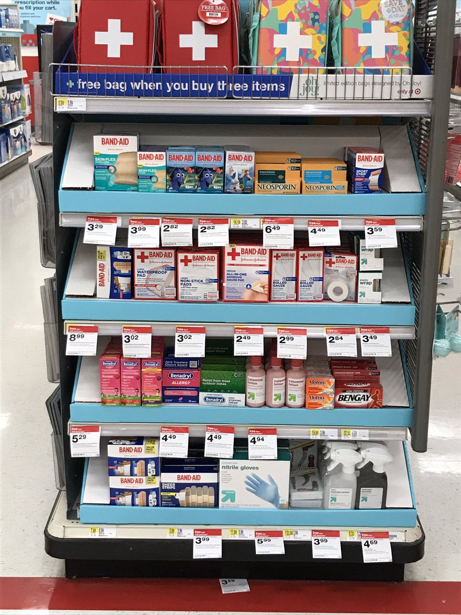 PatrunoAngela's tweet photo. Preparing for vacation setting and filling endcaps while I'm away https://t.co/UlMayPtAgN