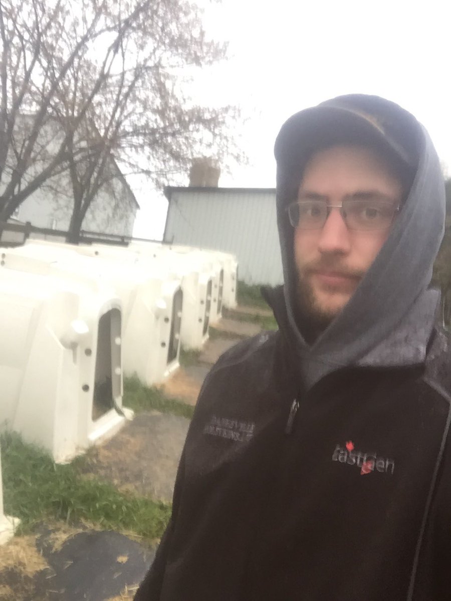 Would be a little happier if my Eastgen coat had a hood <a href="/DrewTyler_/">Drew Tyler</a> <a href="/EastGenGenetics/">EastGen</a>  next coat suggestion, rain poncho #SpringRain #Dairy
