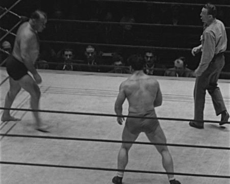 JoeSavoldi's tweet photo. @JoeSavoldi @realJumpingJoe originator of the #dropkick -vs- the one and only, Ed "Strangler" Lewis at Madison Square Garden- May 15, 1933. https://t.co/6HjgVaJ5CL