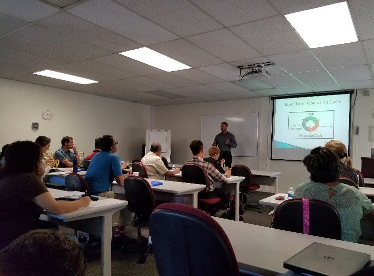 svtpca's tweet photo. Another successful info and networking event at Sunnyvale Small Business Ignite. Special thanks to NOVA job center, @BankofAmerica @TechCU https://t.co/4CXmY14VC6