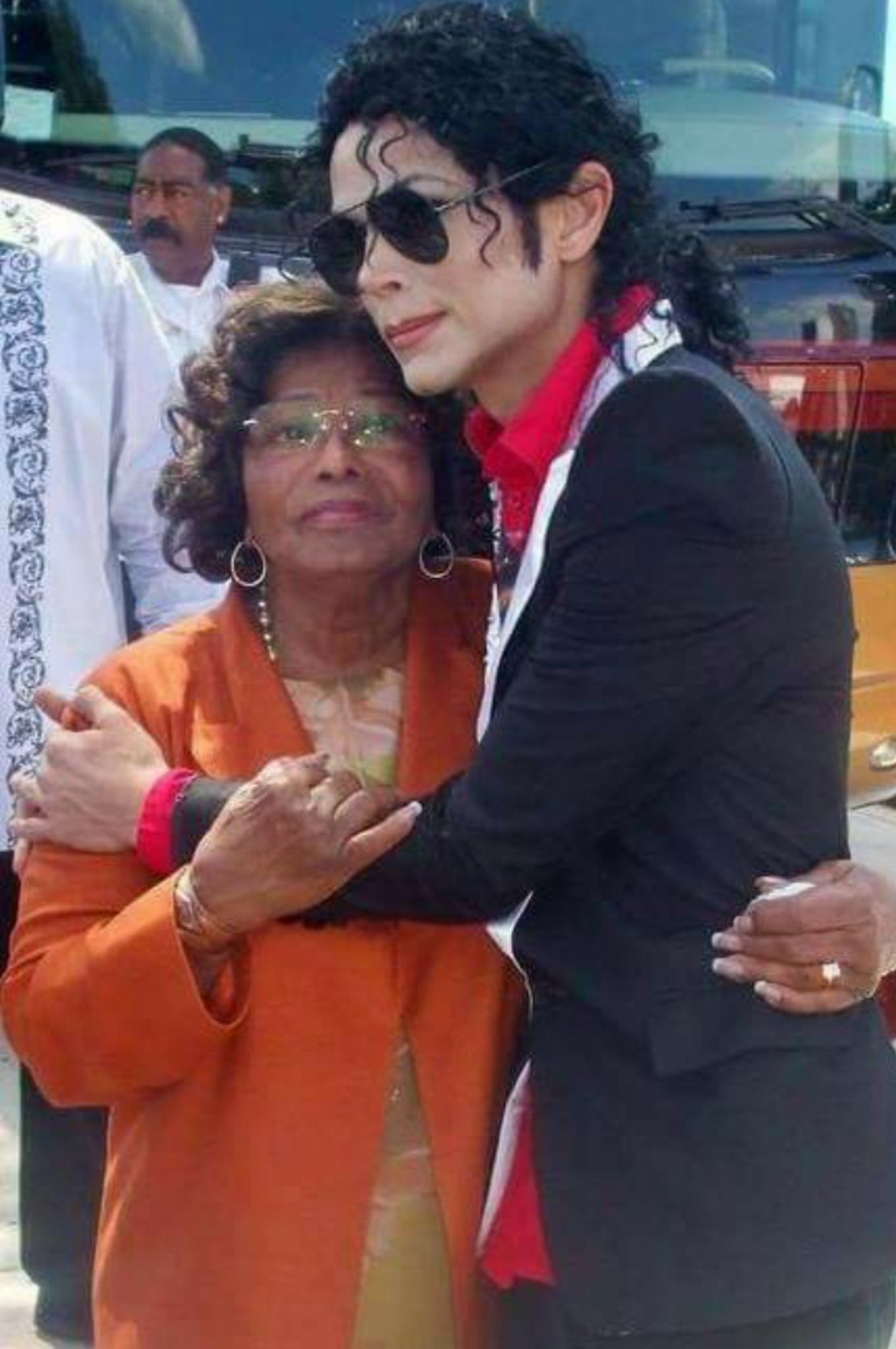 Happy birthday Mrs. katherine jackson!!:) 