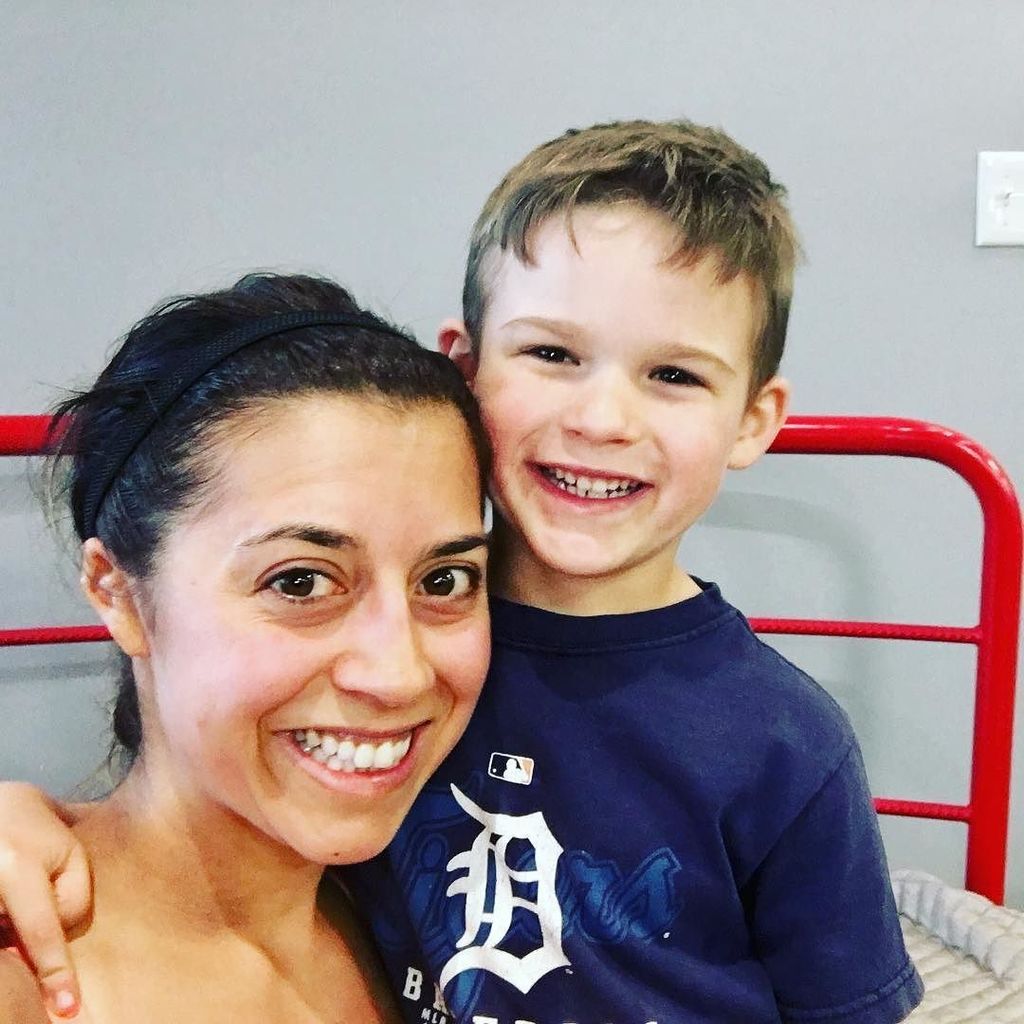 LisaB_Stylist's tweet photo. This big guy crushed 4 rounds of boxing tonight🙌🏻🥊 Love that I get to workout with him and he can't wait til next time! https://t.co/NxTqMJgdiW