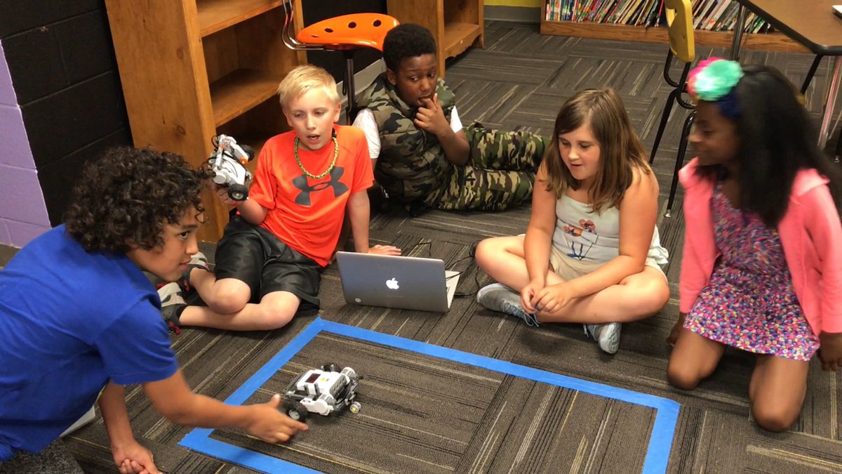 Oesjackets's tweet photo. After school 3rd grade robotics team programming mindstorm robots!
#roboticsfun #programming #awesomestudents
@city_oxford https://t.co/Sx5OGkabxZ