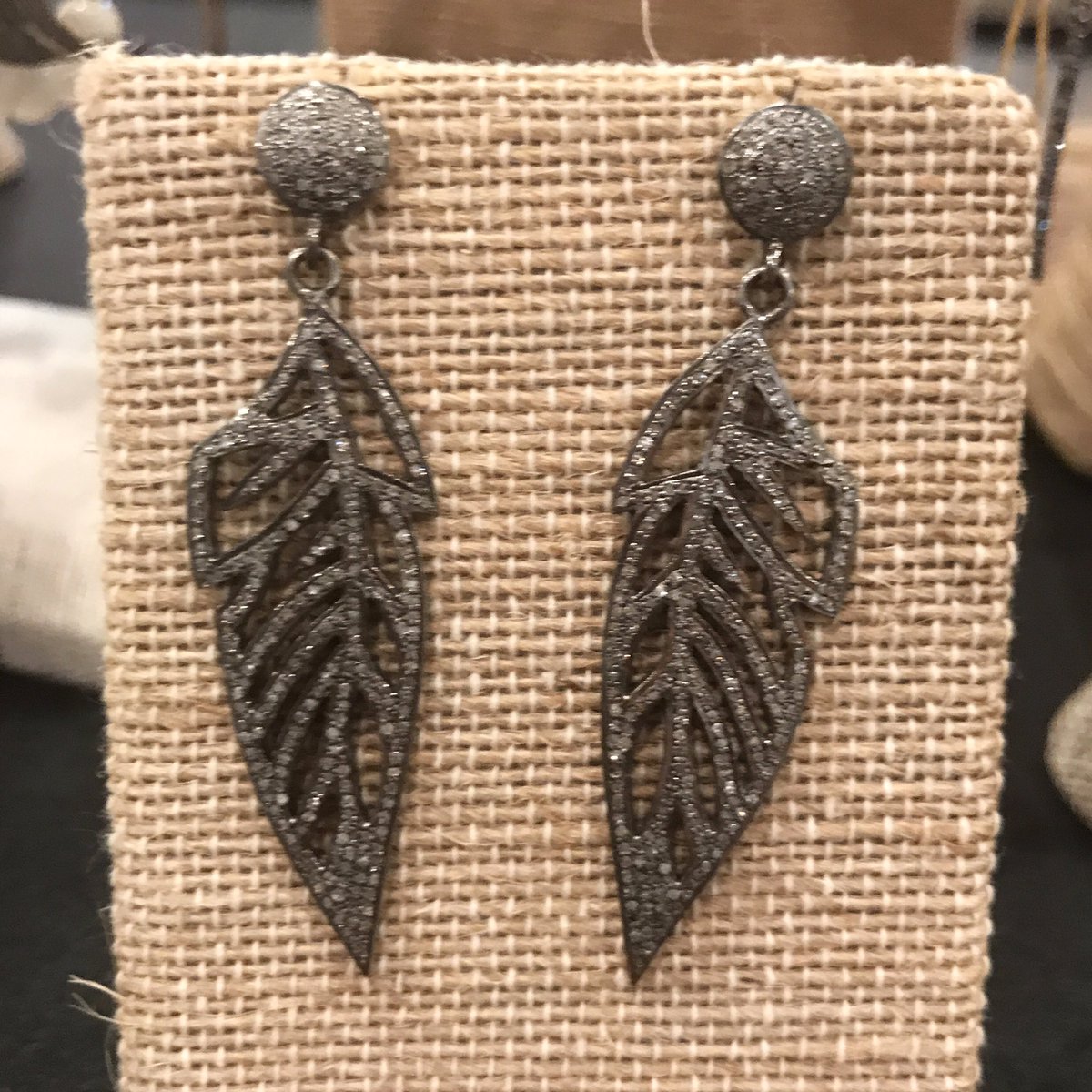 bdjeffriesatl's tweet photo. #Jewelry Trunk Show tomorrow and Saturday. Soooo much beauty! Come to @bdjeffriesatl to visit! #jewelrytrunkshow https://t.co/acIt2F3Zrh