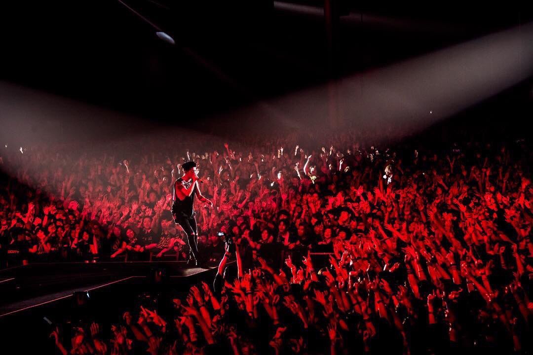 KIDOORer's tweet photo. ワンオク垢つくりました！
たくさんのOORerさんと繋がりたいです！
幕張参戦しました！！

#ONEOKROCK 
#OORerさんと繋がりたい 
#ワンオク愛
#Ambitions
#RTした人全員フォローする 
#いいねした人全員フォローする 
#邦ロック https://t.co/TQyzgZ8YU9
