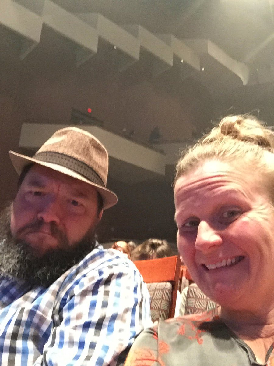rotjfangirl's tweet photo. #AltonBrownLive How do you like the weather up here? https://t.co/2Z3jFCcAB2