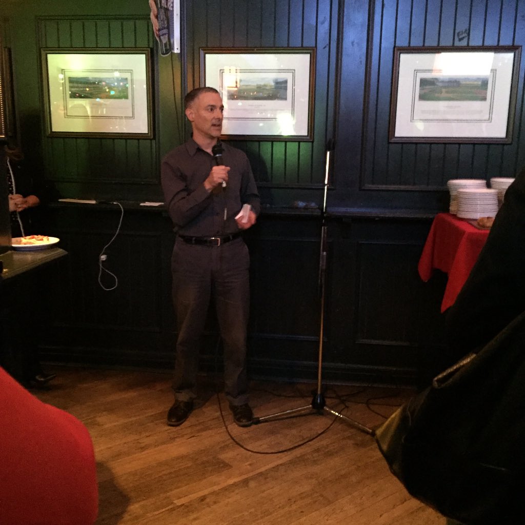 Great nite surrounded by #TDWIL in support of Ovarian Cancer awareness #WILPower <a href="/OvarianCanada/">Ovarian Cancer Canada</a>