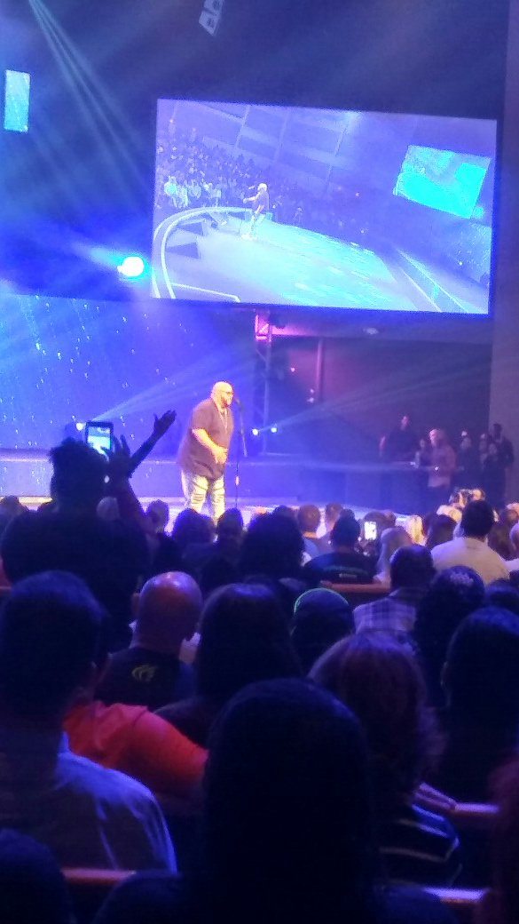 more_cupcakes's tweet photo. #Godismyrefuge ! #212Conf @myredemptioncc @myRedemptionCLT @roncarpenter https://t.co/DEvtawRsLD