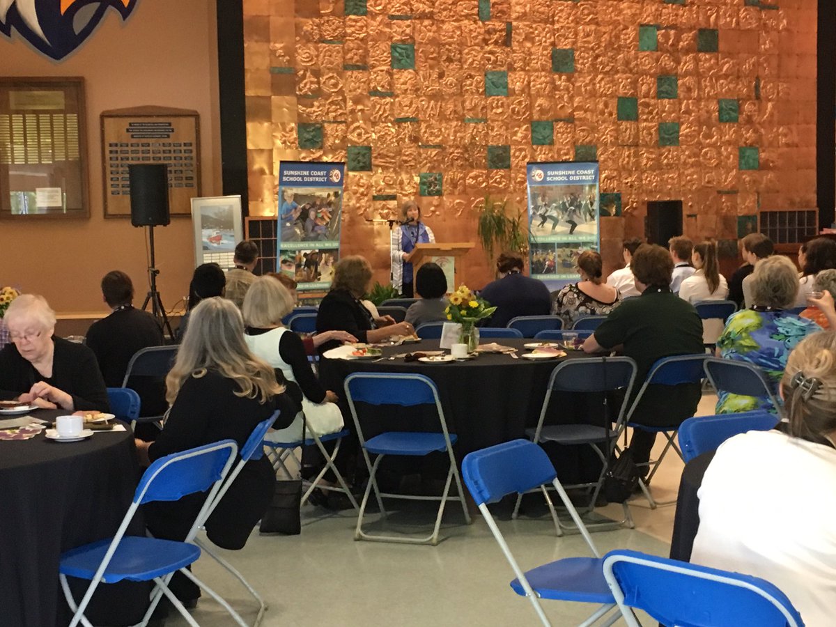 ChristineYH's tweet photo. #SD46 Director of Instruction @vrwhalfmoonbay and Vice-Chair @LoriAnnPratt give welcome at Scholarship & Bursary Tea. THANK YOU!!!#bcedkey https://t.co/KUgcDCndHE
