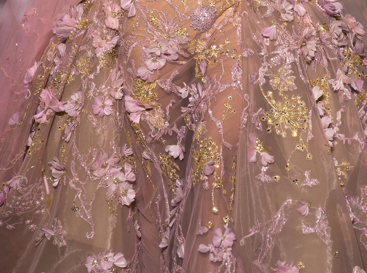 FashionweekNYC's tweet photo. Exquisite Details from the @ElieSaabWorld Fall 2016 Couture Collection #TBT 😍😍😍 https://t.co/dxLRGFC8OC
