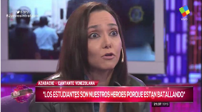 AmericaTV's tweet photo. La actriz Azabache (@Azabacheonline)  en #JuevesIntratable para opinar de la crisis en Venezuela

#EnAmerica --> https://t.co/lo85FHjpJU https://t.co/QOLvw09m87