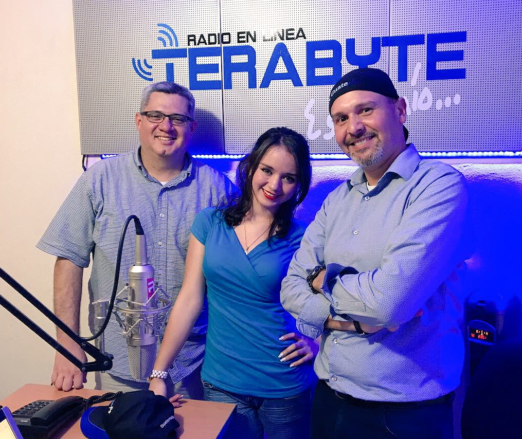 TerabyteRadio's tweet photo. Listos en cabina para iniciar @GuateFly conéctate ahora a https://t.co/p6VGxt86tI o escúchanos en #Tunein https://t.co/rPB4kqlnQq