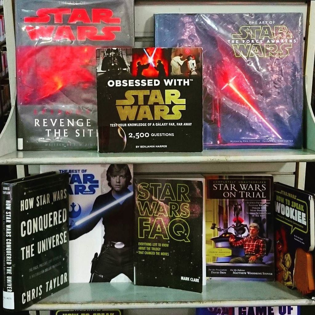 NYPLSNFL's tweet photo. May the 4th be with you!
#StarWarsDay #StarWars #UseTheFourth! #LibraryDisplay #bookstagram https://t.co/EGXWNbcKlu https://t.co/T2ihBqFJvy