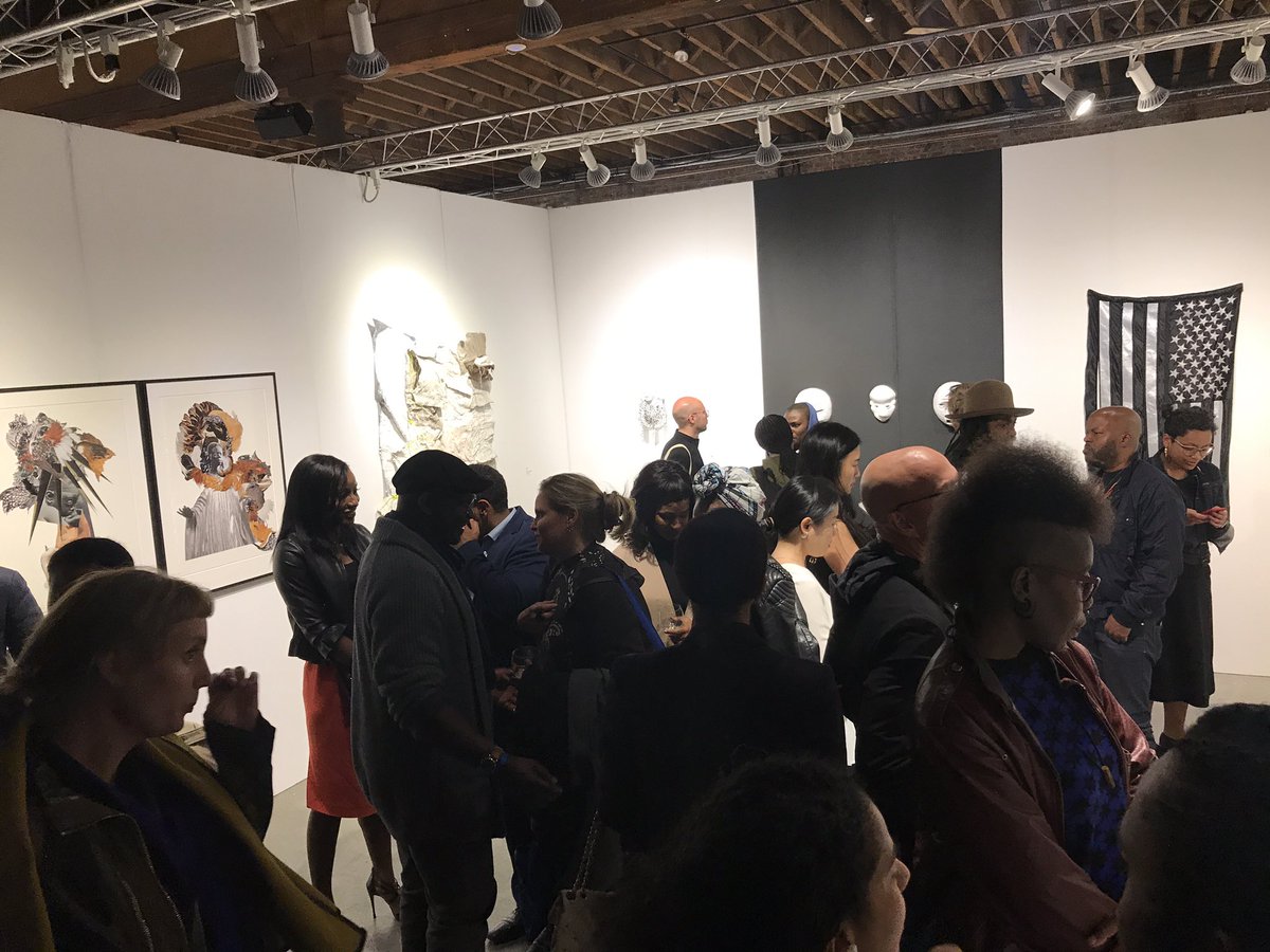 artribune's tweet photo. Non si cammina! Al @PioneerWorks_ di Red Hook, a New York, inaugura @154artfair, la mini-fiera sull'arte africana https://t.co/FtqVGH4LZ0