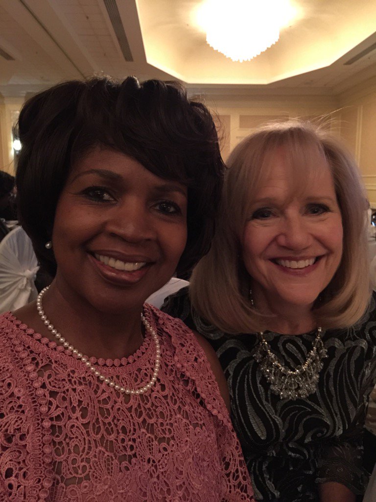 drlindarodz's tweet photo. Congratulations Ms Wade for your 30 years of service .@AldineISD https://t.co/srhNwzsrZV