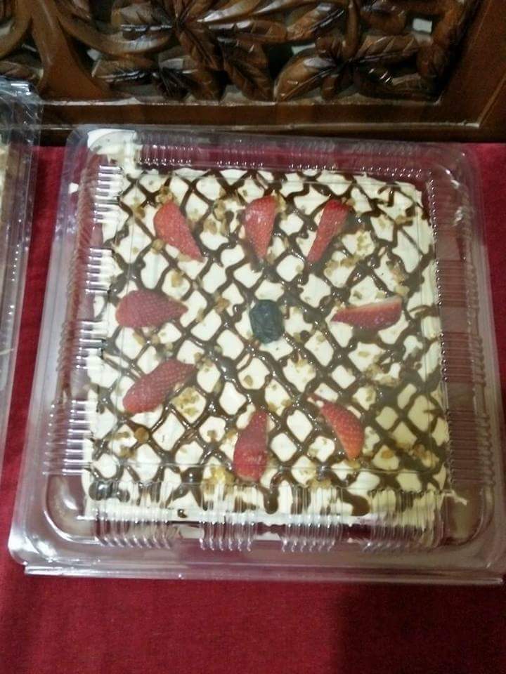 pikahbakaq's tweet photo. Sesiapa yg teringin cheese/choc cake boleh la ws no ni 0173108203.
😉😉😉😉😉😉😉
Delivery sekitar perlis
 #gerentisedap #onlyinPerlis https://t.co/c0yaaLW4pA