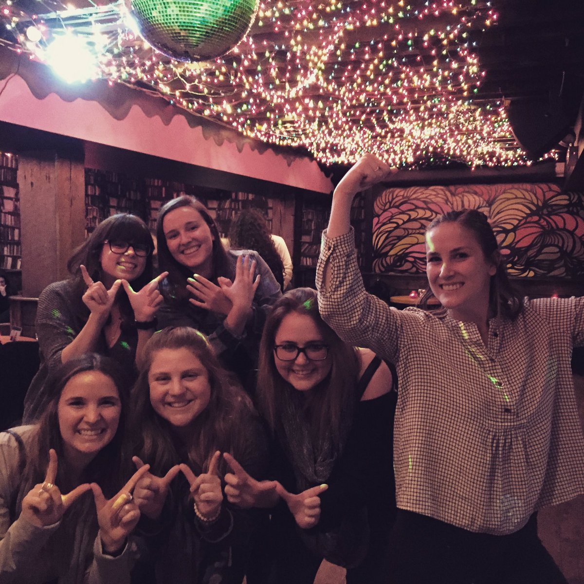 CampForAllKids's tweet photo. Had a great time with our Young Professionals tonight! Excited for what this group will accomplish moving forward https://t.co/l7btA0orAk