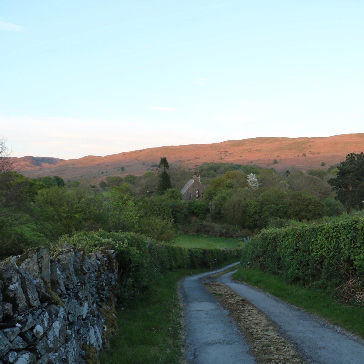 ashthegrnkeeper's tweet photo. Hiding in the hills! #Cumbria #LakeDistrict https://t.co/Hdr2H5cJjd