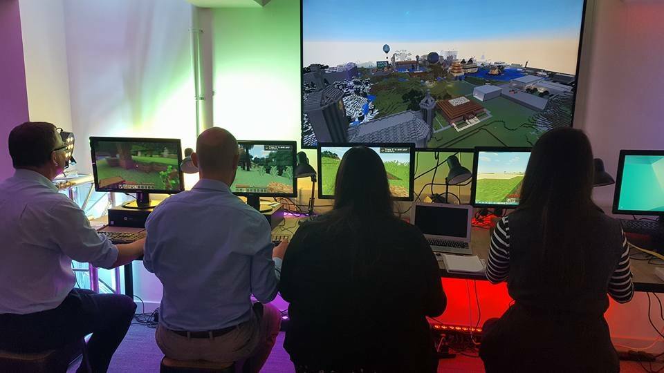 ImmersiveMinds's tweet photo. How can technology affect positive change in your school? Come chat to @ImmersiveMind tomorrow at #ICTedu Tipperary #immersiveEdu #EdChat https://t.co/I8wTKotK9m