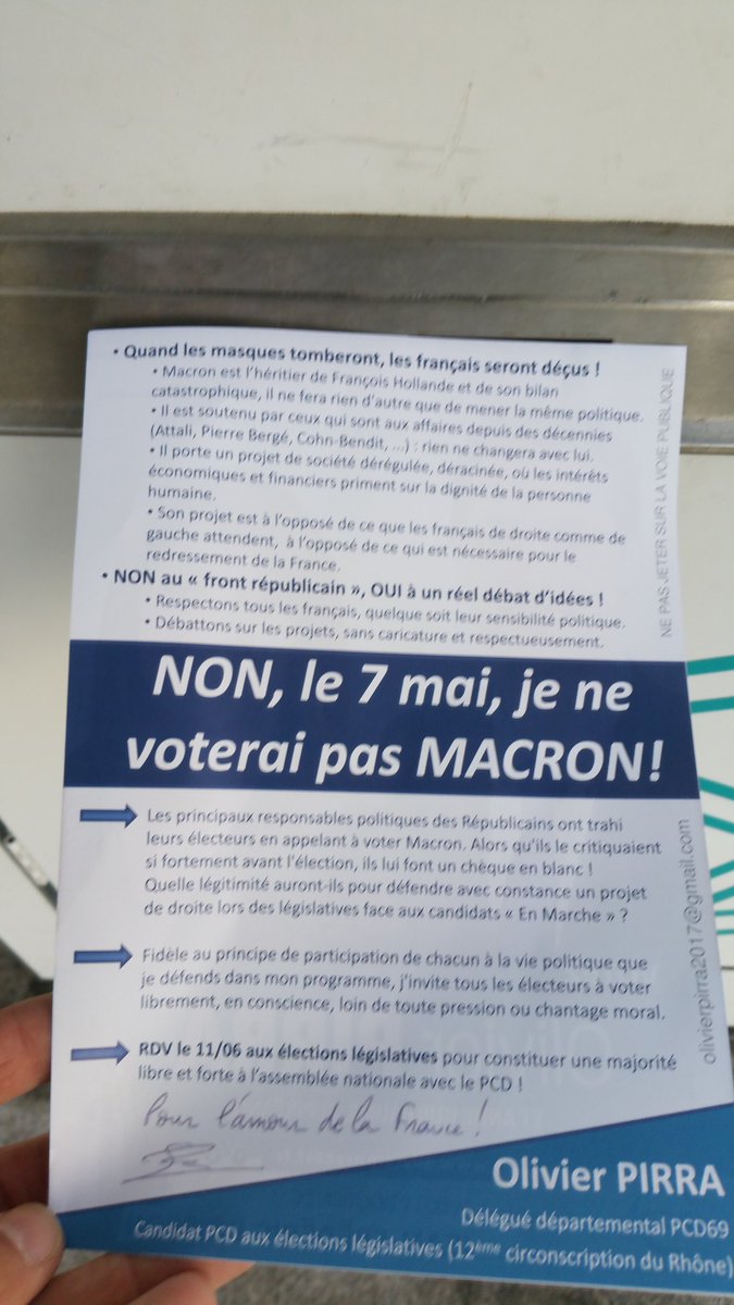 Boitage matinal à #Oullins : quand on est de droite, on ne vote pas #Macron !  #legislatives2017 #Circo6912 #StopMacron #MacronCestNON