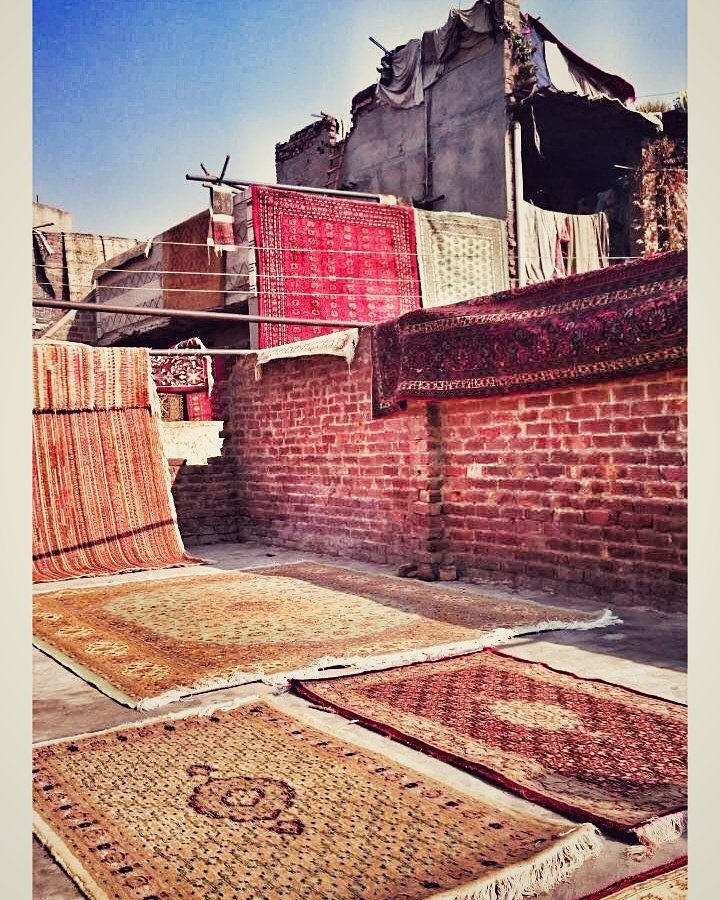 LottoCarpets's tweet photo. #carpets #handmade #carpetmaking #carpetlove #Rugs #persiancarpets #unique #interior #homedecor #lottocarpetsgallery https://t.co/EPiMll22YI