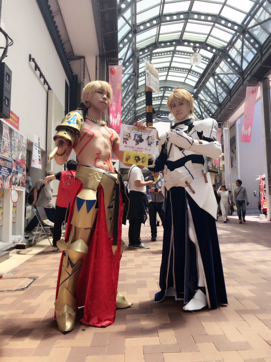 Don_079's tweet photo. マチ★アソビ１日目、プラスワンブースにてお手伝いしてます！ガチャと物販もやってます！！
GW中の4日間のみの展示となるhollow ataraxiaレーシング仕様の痛車もあるので是非お立ち寄り下さい！！ https://t.co/4ij0Tgsbk6