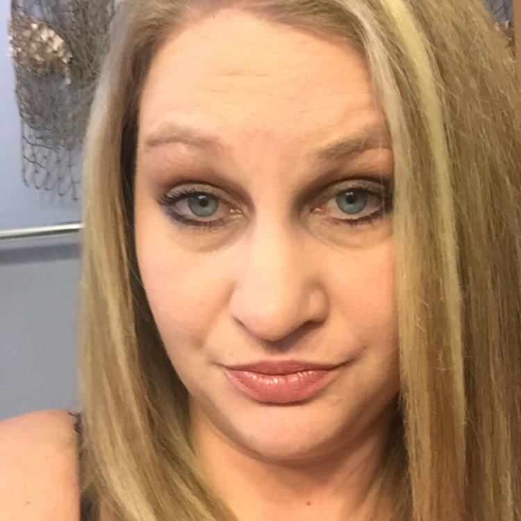 Livin4JandBrae's tweet photo. @Influenster #evafreshulta #EvaFreshCV #gotitfree #hairlooksgreat https://t.co/XhdMRQDkRp