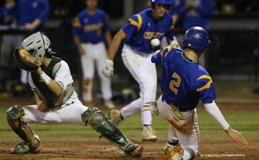 JoshHyber's tweet photo. Chipley routs South Walton in 3-1A title game: https://t.co/Wm2ygxHrxM https://t.co/V4KoeZKcjp