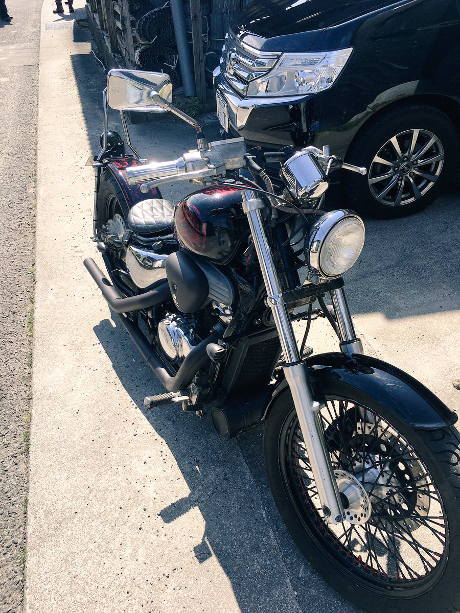 gesuto423's tweet photo. Myバイク入手しに香川県まで車できた帰りは楽しみながらのってくぜー👍折り返しがんばるぞ！きざし、かずき付き添いありがと😁 https://t.co/rPCgkJnzxi
