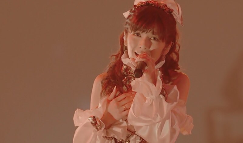 aaapachi's tweet photo. AAA BUZZ COMMUNICATION TOUR 2011 DELUXE EDITION 宇野実彩子２
#AAA #宇野実彩子 #BUZZ #tour2011 #キャプ画 https://t.co/74IxQVCGkK
