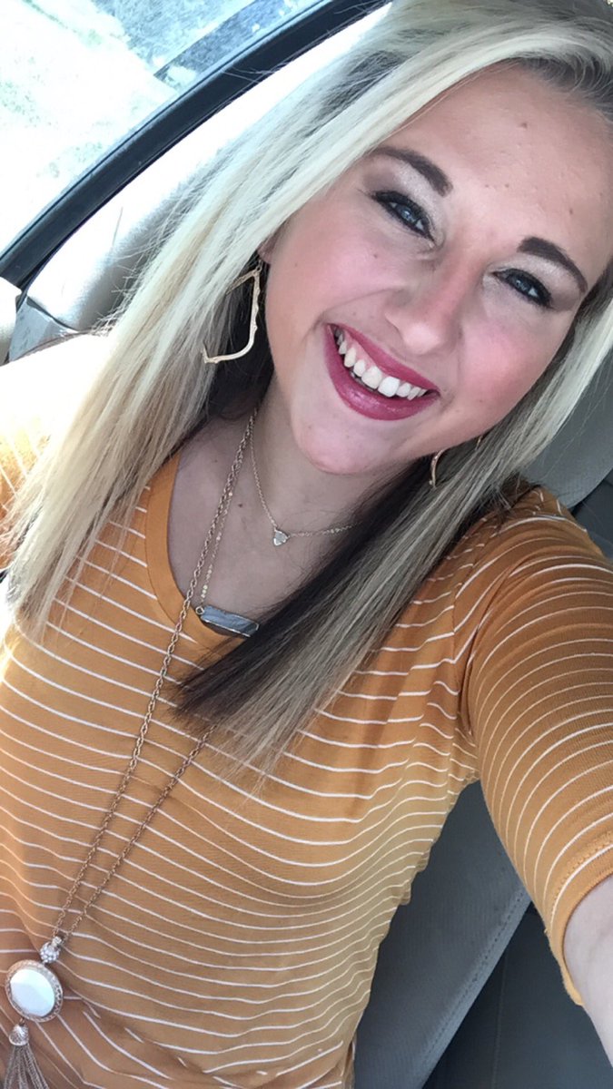 settle118's tweet photo. Retweet for dark, fav for blonde.. Go 👀 https://t.co/Z6JozpEKvX