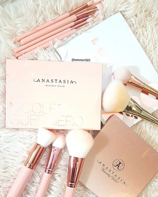 omniabrush's tweet photo. We love #BoxKits because they include a variety of shapes and styles. What's your favorite R&amp;L collection? #RoyalLangnickel [📸 @ammerk81] https://t.co/8XgYGZA2LE
