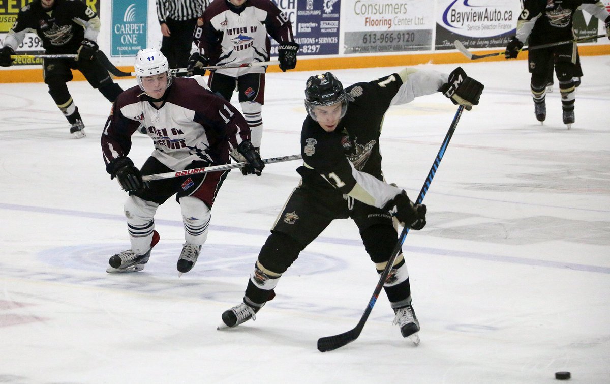 InQuinteNews's tweet photo. @OJHLGoldenHawks are headed to Saturday's finals for the @CJHL_DHC (Dudley-Hewitt Cup). Read more: https://t.co/P9swDHCZGh https://t.co/meVnTuuMKt