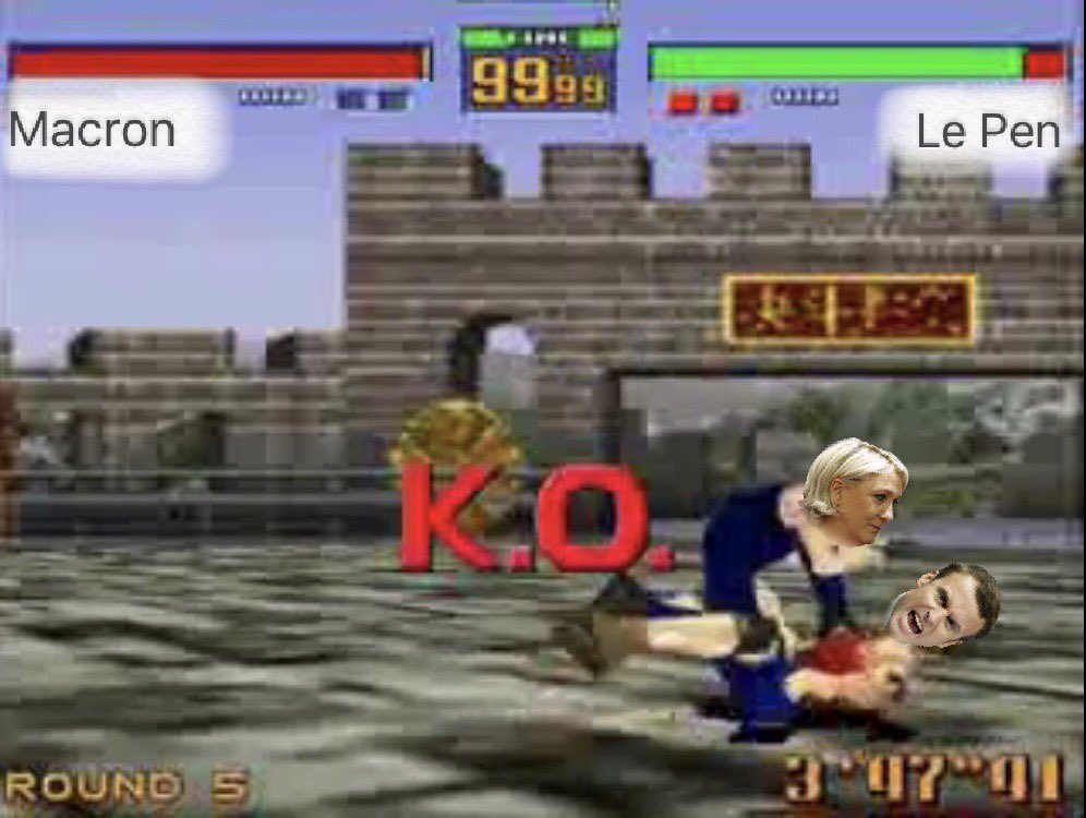 DeploraSamurai's tweet image. @EmmanuelMacron is a Merkel offshore hiding money puppet!! #IslamDoesNotBelong #NoRefugees #BanEU #LePenPresidente #FreeKekistan