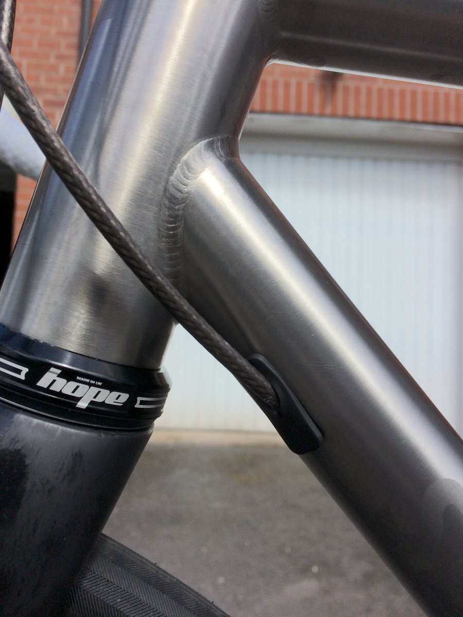 xacd titanium frame