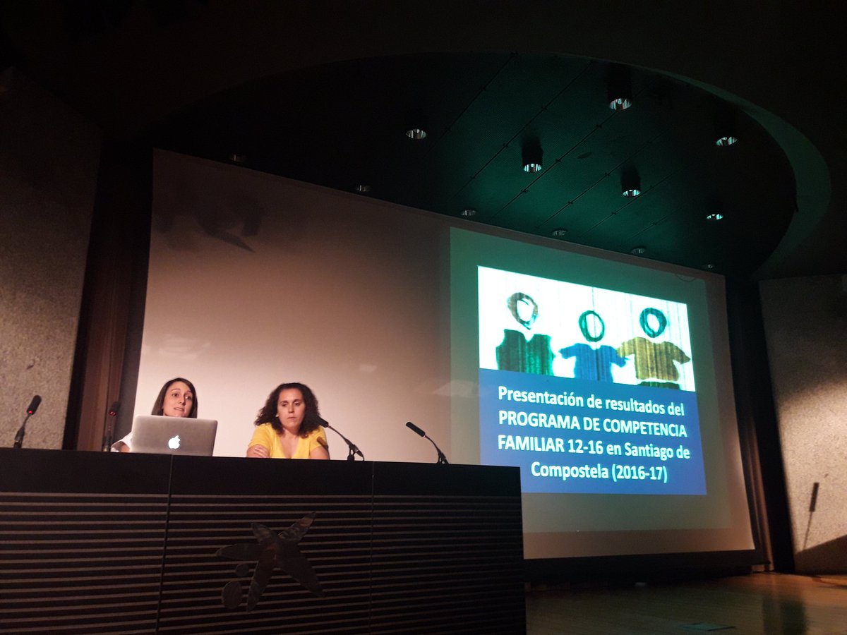 GIFES_Uib's tweet photo. Compañeros de @igaxes3 de #santiagodecompostela hablan de su experiencia con el programa #competenciafamiliar 12-16 https://t.co/8Xfw18jNm2