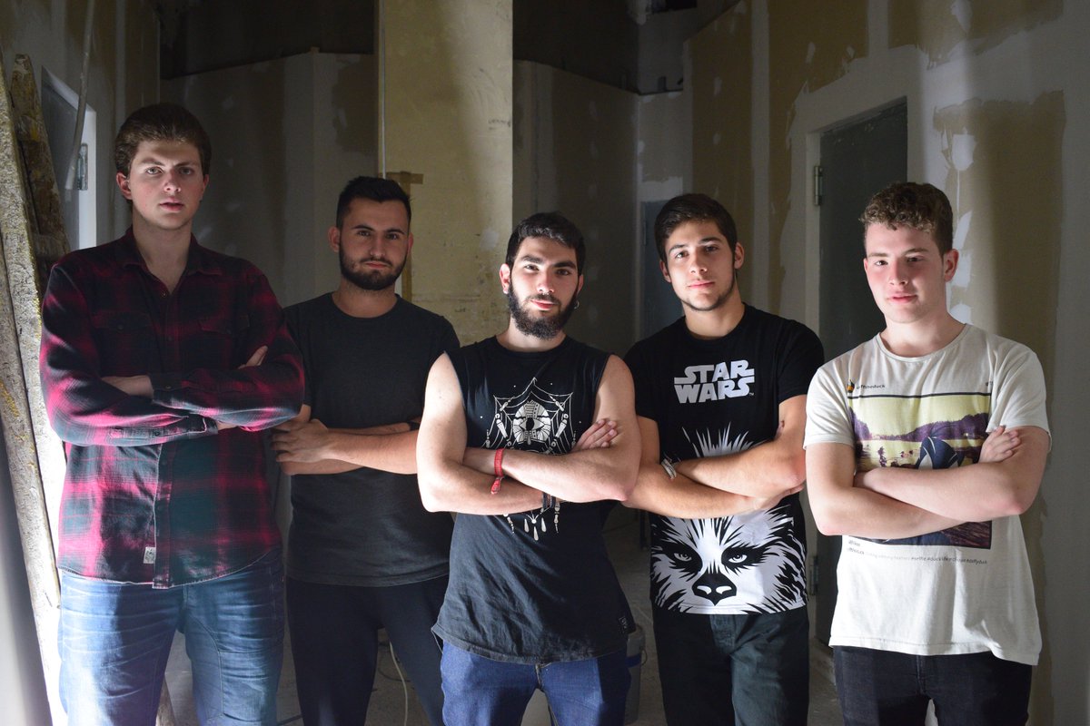 Desde el #ColegioDiocesano en Almería actuarán en la #SemifinalZonaC los chicos de <a href="/LaTumbaDeLazaro/">La Tumba De Lázaro</a>. Sábado 27 de Mayo en #ValdepeñasDeJaén