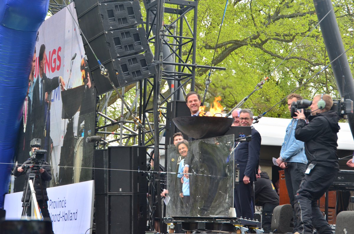 Zien we jou vandaag nog op <a href="/bevrijdingspop/">Bevrijdingspop</a>? Bijvoorbeeld bij <a href="/douwe_bob/">Douwe Bob</a>? Het festival is net officieel geopend! #vrijheidNH #bevrijdingsdag