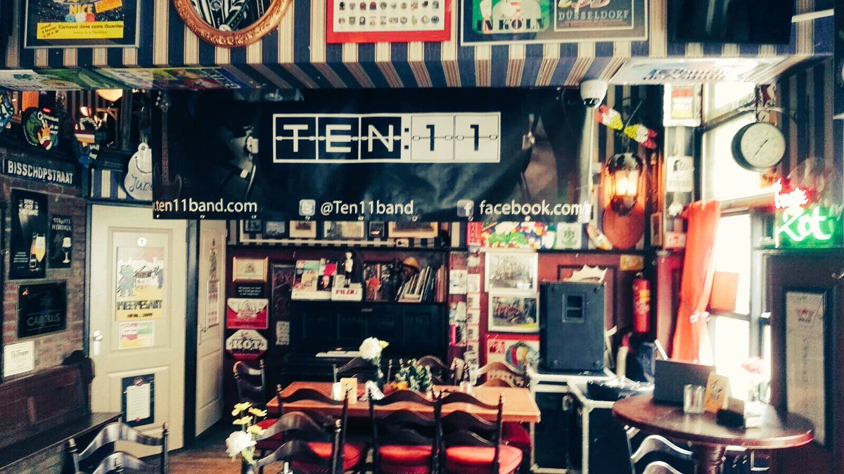 Basiliek getting ready for us! #rocknroll #denbosch