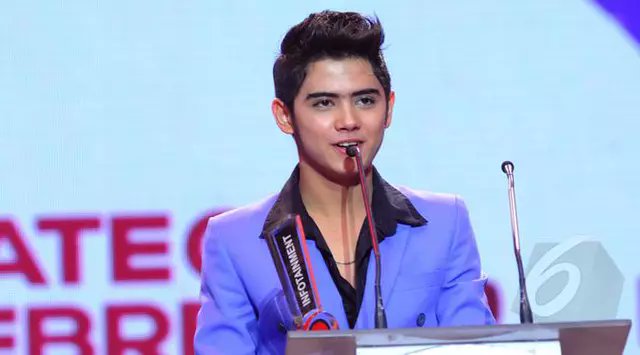 SCTV's tweet photo. Aliando Syarief Kembali Menyapa Pemirsa SCTV Lewat Sinetron Ini https://t.co/Hiw6owN7nV via @liputan6dotcom https://t.co/NZEYsqCP7f