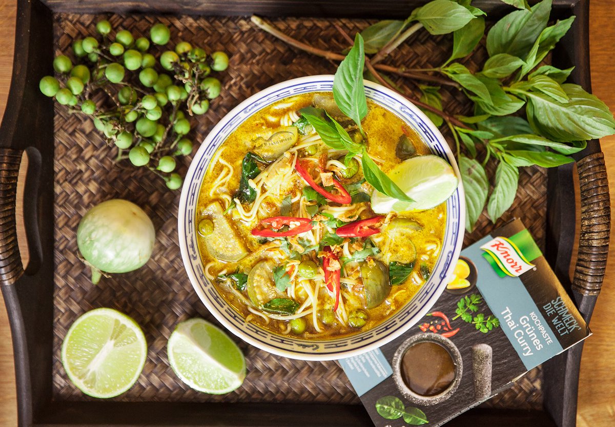 Lust auf eine grüne Thai Curry Nudelsuppe? 🍜😊
Rezept mit Gewinnspiel: bit.ly/Thaicurry_Nude…
#schmeckdiewelt