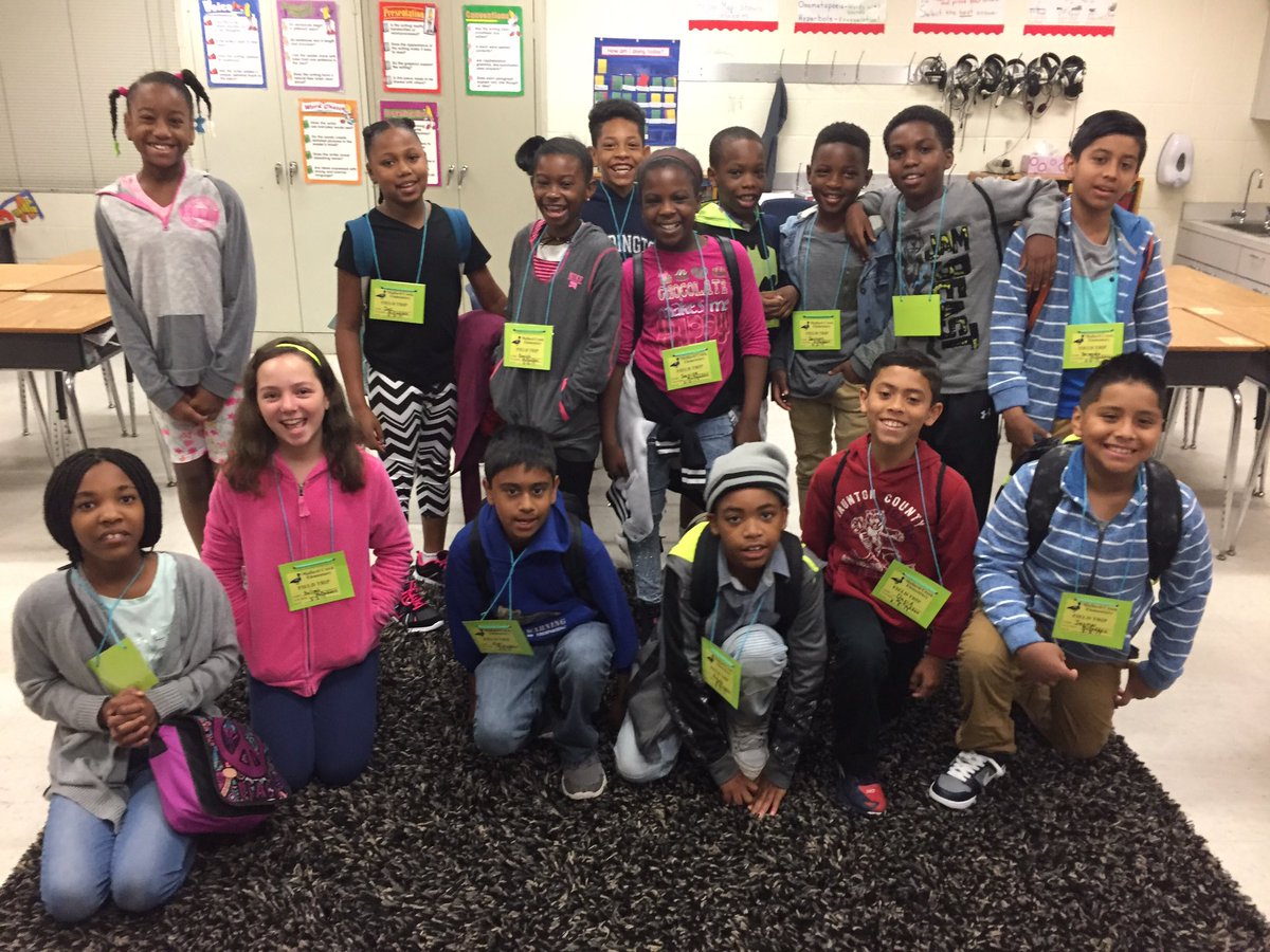 pvtdcr's tweet photo. @mallardcreekes; Raleigh Bound!!
4th Grade Field Trip!! https://t.co/wA8Y6YNWdm
