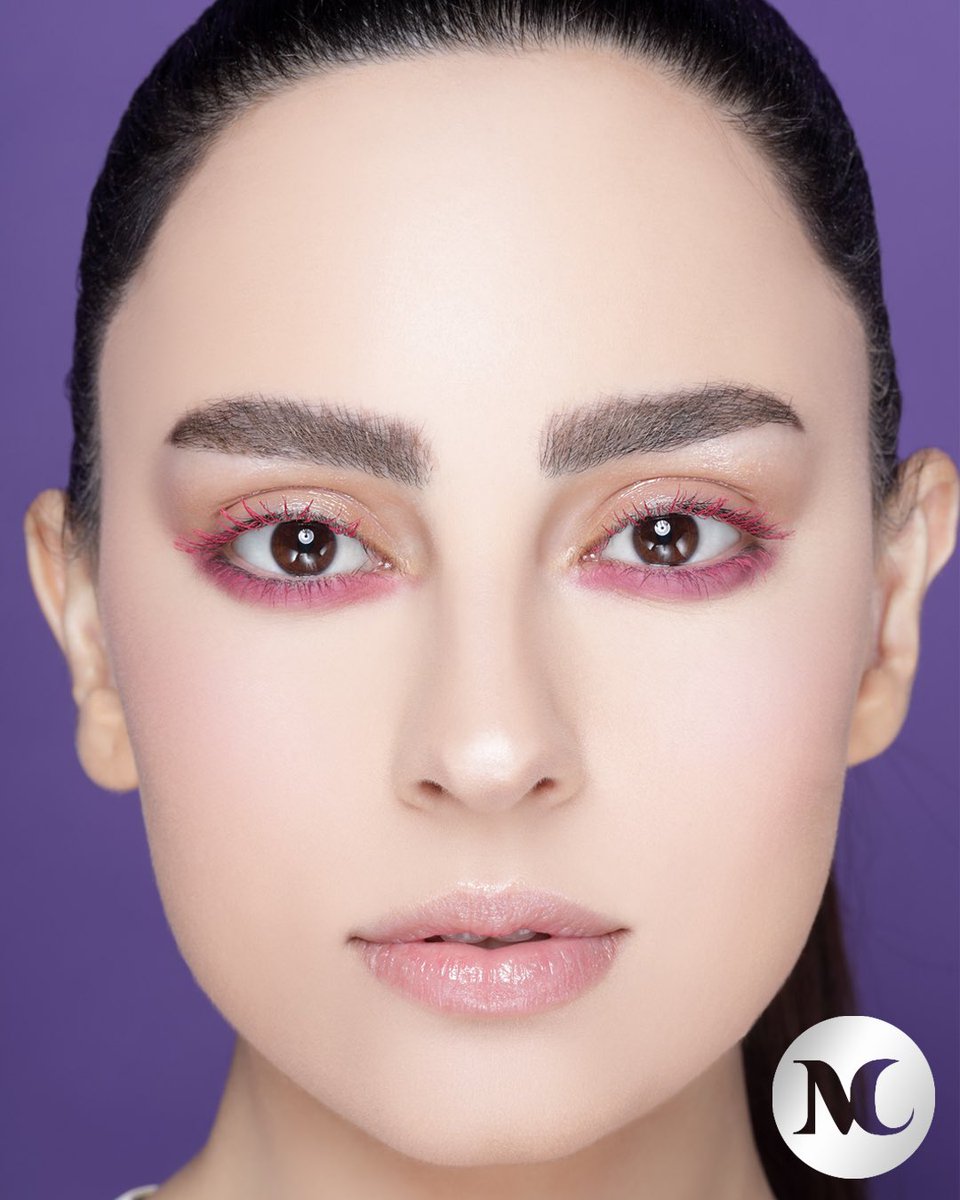 micheletcolette's tweet photo. Pinkish blast 💕Completely flawless 💕
#makeupcolette #makeupbycolette 
Photoshoot by: @v.studio_photography https://t.co/6MoZDXGnXm