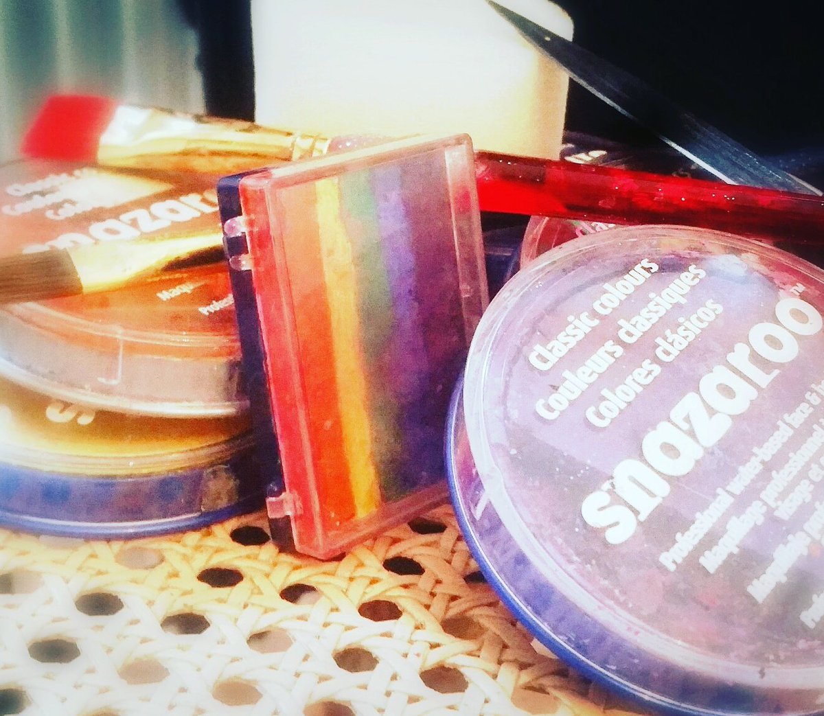 Omgfacepaint's tweet photo. #rainbow #rainbowsplitcake #DIYsplitcakes  #facepaint #facepaintaddict https://t.co/xsewfJap5Q