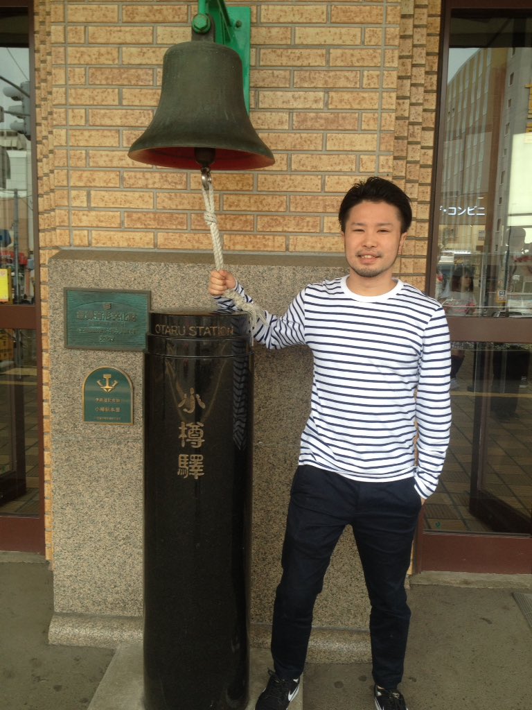 hapitaaanko's tweet photo. ええお寿司屋さんいったんやけど、店員さん伝票間違って半額なった！わたしらの伝票いってしまった人達がどうか気付きますよーに。 https://t.co/xxNoYKVdun