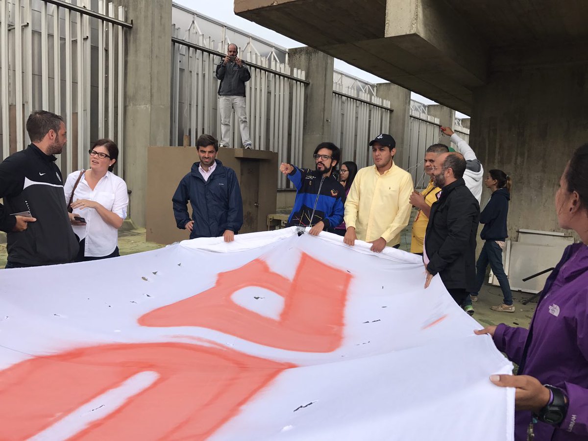 Naky's tweet image. ¿Leíste, Nicolás?
-buenos días-