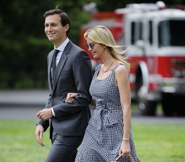 FreedomFriesInc's tweet photo. To #MarineOne for #TrumpInNY. I think Jared & Ivanka give zero fucks about the haters on the left AND right. #ResistanceIsFutile #TrustTrump https://t.co/lwejRKzVSB