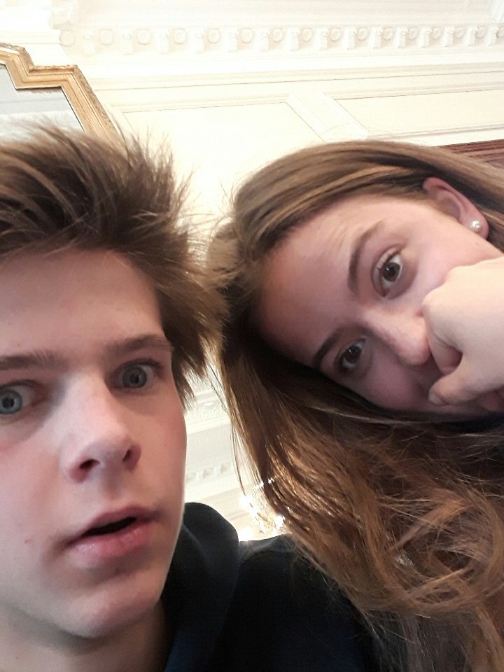 laladethomaz's tweet image. #plenum17 #ride #Kras we zijn proactief in de creatie van onze motie 😈