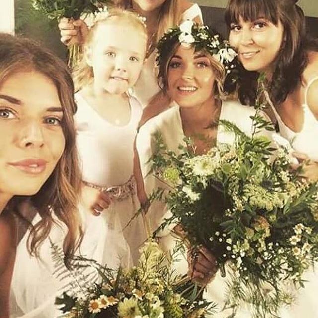 BennettsHBT's tweet photo. Our beautiful bridal party from last summer - make up by Jade https://t.co/xD1HeseQYw